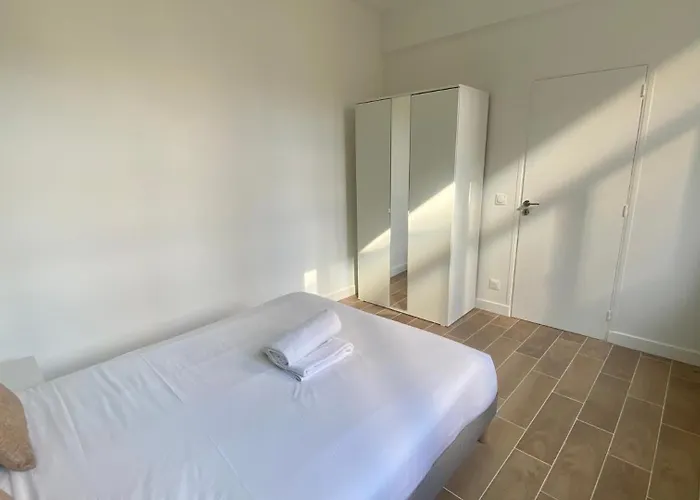 Apartament Confortable Proche Grands Boulevard 4p