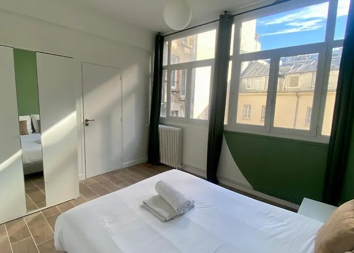 Apartament Confortable Proche Grands Boulevard 4p Paryż